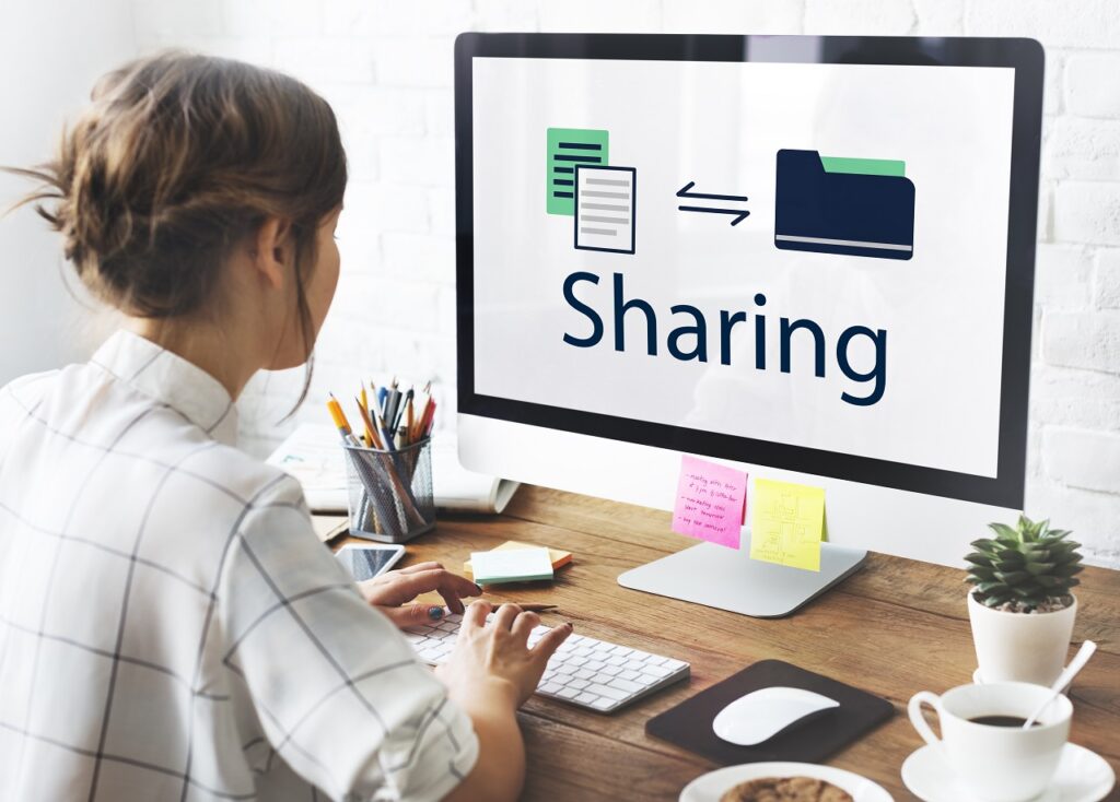 Share Screenshots Online